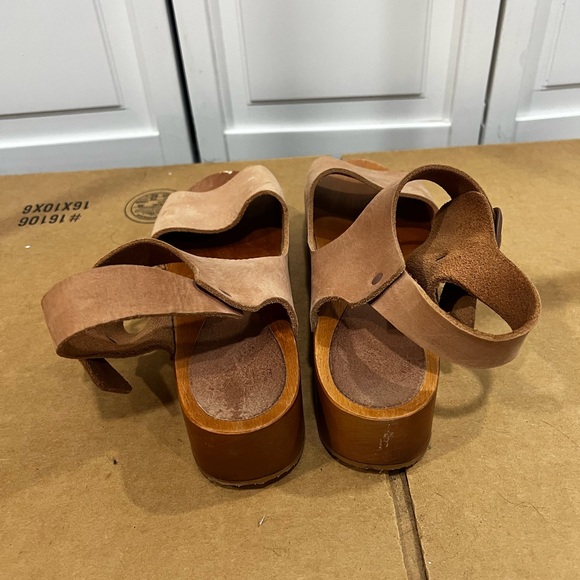 Bryr Studio Urdi Sandal in Monochrome Terracotta - Picture 4 of 6